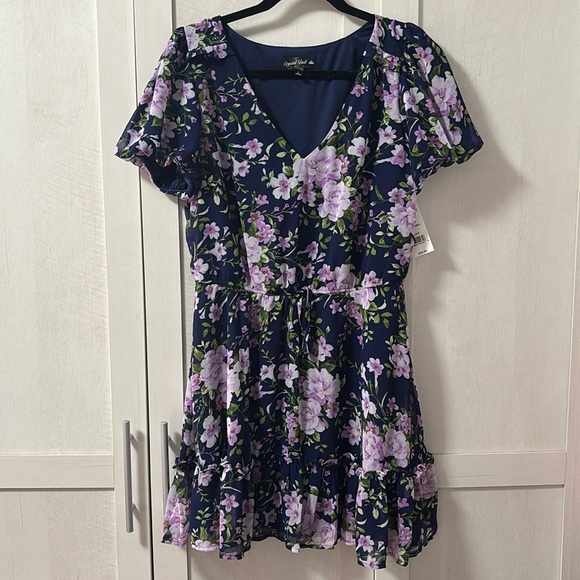 Floral V-Neck Dress - Picture 1 of 4